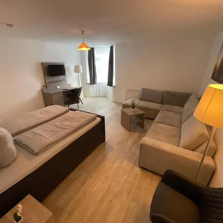 Semlow Appartements Stralsund Extérieur photo